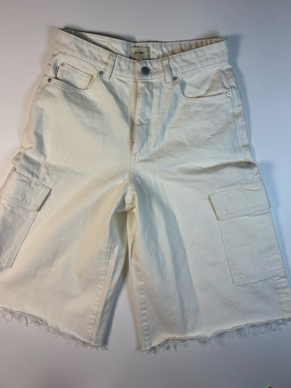 DL1961 Cream Cargo Shorts
